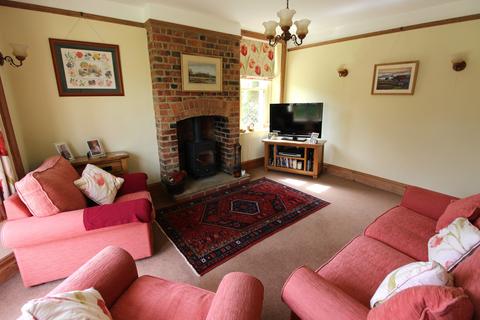 3 bedroom detached house for sale, Sibford Road, Hook Norton OX15