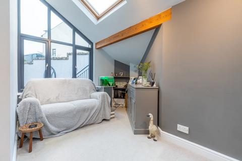8 Abbotsgate, Kirkby Lonsdale, Carnforth, LA6 2JS