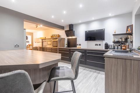 8 Abbotsgate, Kirkby Lonsdale, Carnforth, LA6 2JS