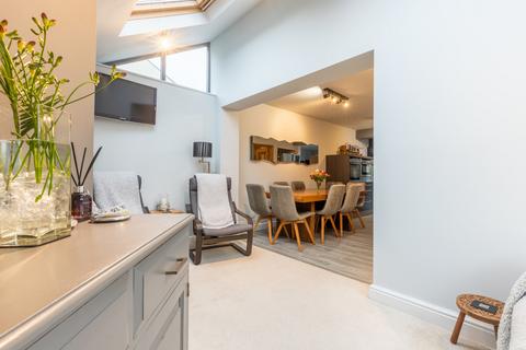 8 Abbotsgate, Kirkby Lonsdale, Carnforth, LA6 2JS
