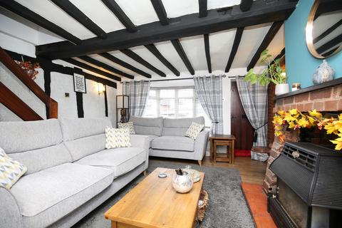 3 bedroom end of terrace house for sale, New Street, Baddesley Ensor
