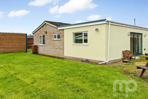 3 bedroom detached bungalow for sale, Maple Close, Wymondham NR18