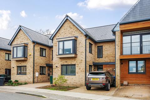 2 bedroom terraced house for sale, Sphinx Way, Barnet, EN5