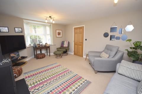 15 Greenfields Lane, Malpas, SY14 8HF