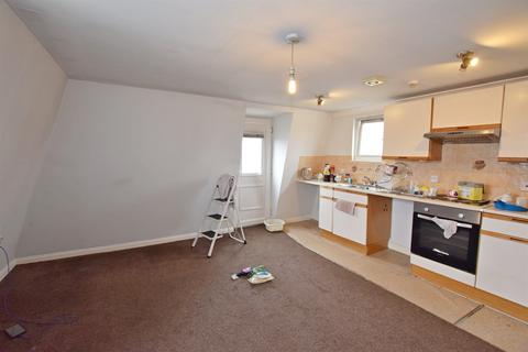 2 bedroom flat to rent, 3-4 Sudley Terrace, High Street, Bognor Regis, PO21