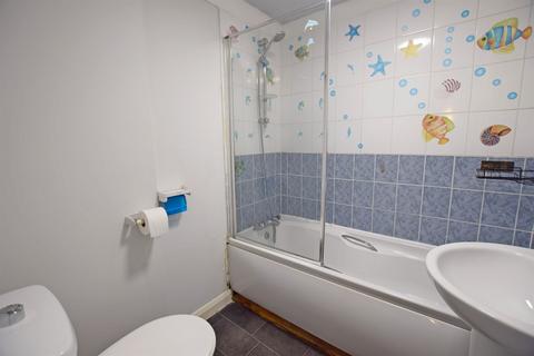 2 bedroom flat to rent, 3-4 Sudley Terrace, High Street, Bognor Regis, PO21