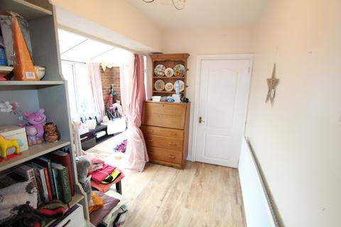 5 Bryn Celyn, Southsea, Wrexham, LL11 6SA