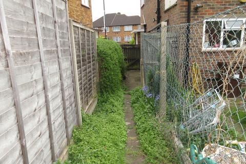 136 Sutton Lane, Hounslow, TW3 4JR