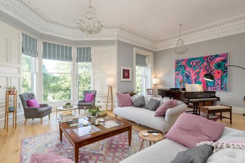 Flat 1, 8 Bruntsfield Crescent, Edinburgh, EH10 4EZ