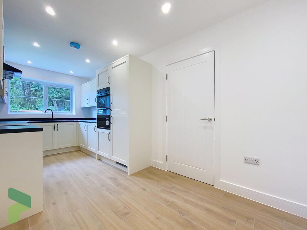 Fitted Dining Kitchen