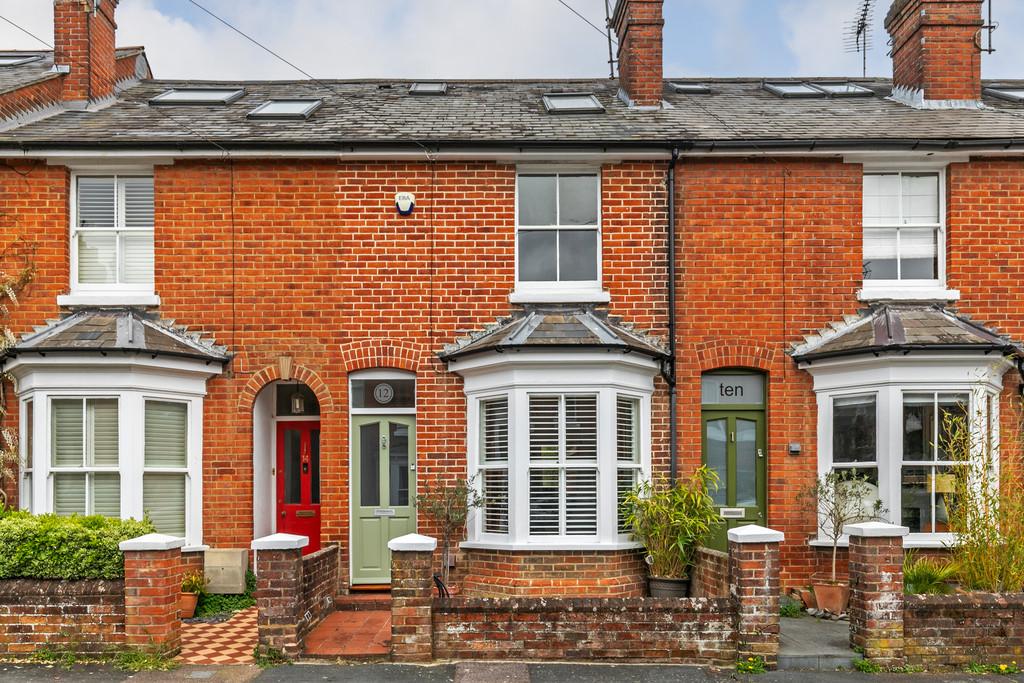 Belgarum - 12 Fairfield Road SO22 6 SF-9