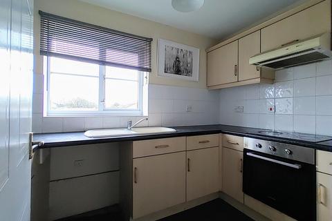 2 bedroom apartment for sale, Yateholm Drive, Bradford