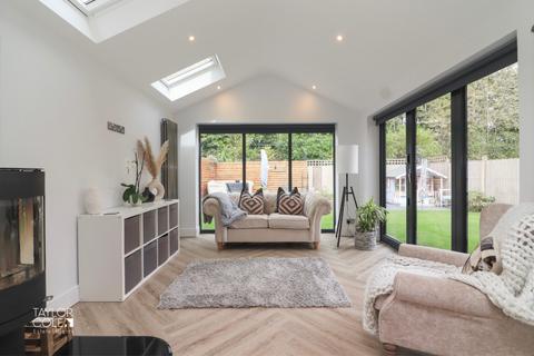 31 Brancaster Close, Amington, Tamworth, B77 3QD