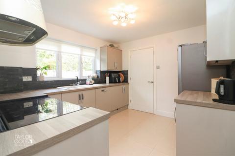 31 Brancaster Close, Amington, Tamworth, B77 3QD