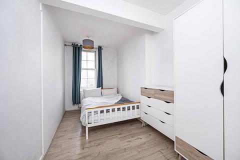 3 bedroom flat to rent, Valette Street, Hackney, London, E9