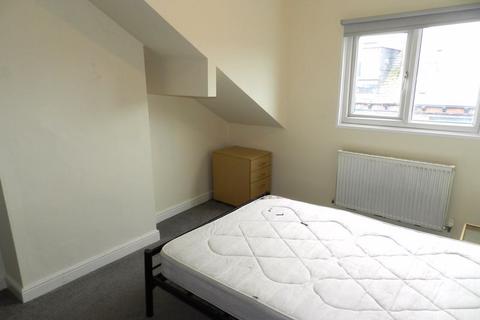 30 Harold View, Leeds, LS6 1PP