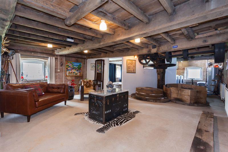 Cinema/living room