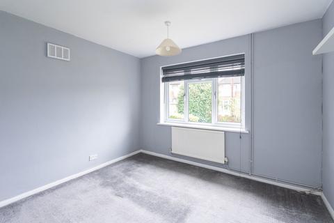 38 Hillside Gardens, Brockham, Betchworth, RH3 7EW