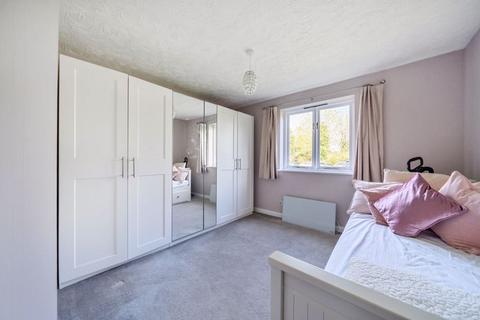 2 bedroom flat for sale, 5 Parkview Road, London SE9