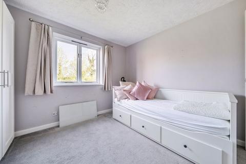 Flat 1, Links Court, 5 Parkview Road, New Eltham, London, SE9 3QP