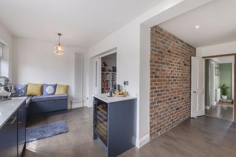 11 Deakin Leas, Tonbridge, TN9 2JS