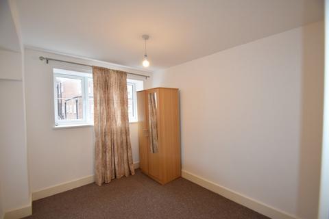 2 bedroom apartment to rent, Howardsgate, Welwyn Garden City AL8