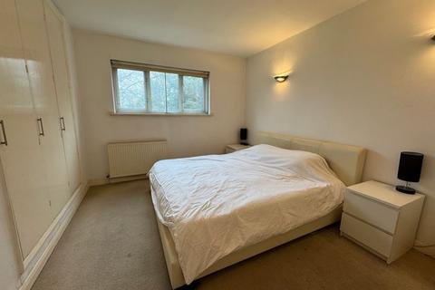 2 bedroom flat for sale, The Rise, London