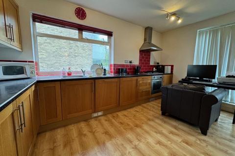 2 bedroom flat for sale, The Rise, London