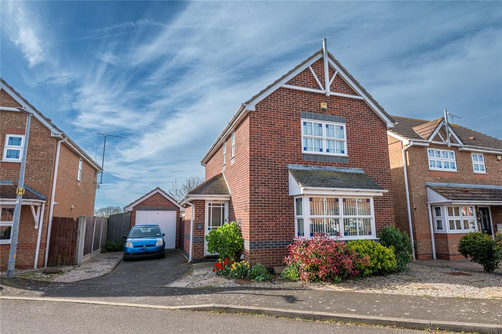 Alexandra Road, Great Wakering... 3 bed detached house for sale £400,000
