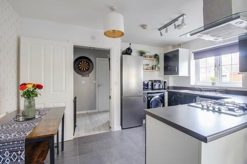 1 bedroom ground floor flat for sale, Copia Crescent, Leighton Buzzard, Bedfordshire, LU7