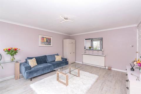 2 bedroom flat for sale, 187/6 Commercial Street, Edinburgh, EH6