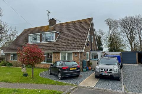 2 bedroom semi-detached house for sale, Fellpham, West Sussex