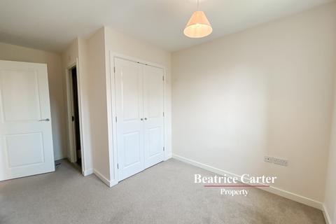 24 Cutters Close, Beck Row, Bury St Edmunds, IP28 8YS