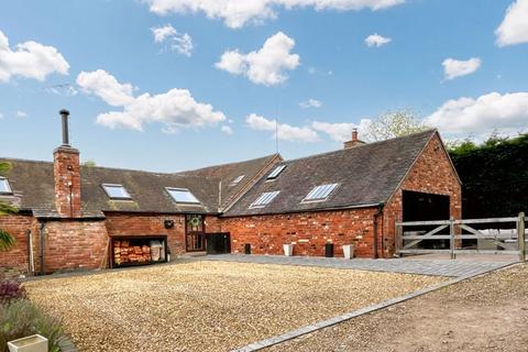 3 bedroom barn conversion for sale, Tamhorn Court, Fisherwick Road, Fisherwick, WS14 9JJ