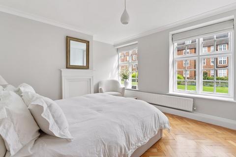 3 bedroom apartment for sale, Heathcroft, Hampstead Way, NW11