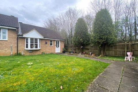 2 bedroom semi-detached bungalow for sale, Horton Drive, Middleton Cheney