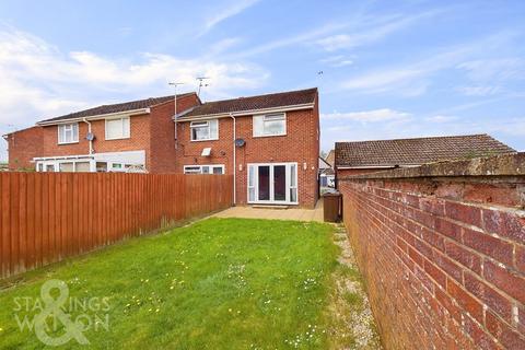 2 bedroom end of terrace house for sale, Tennyson Way, Thetford