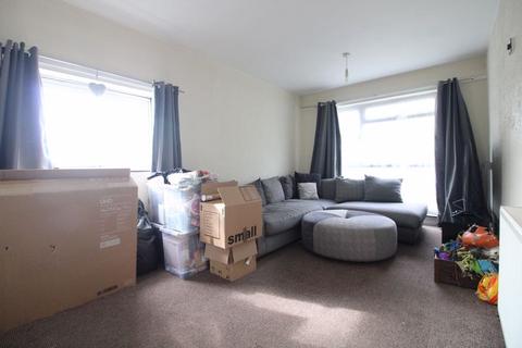1 bedroom flat for sale, Selbourne Road, Luton