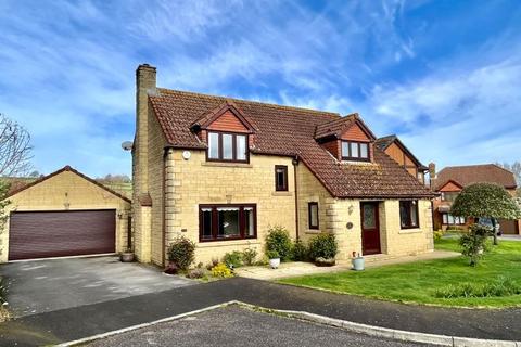 4 bedroom detached house for sale, Toms Close, Chard, Somerset TA20
