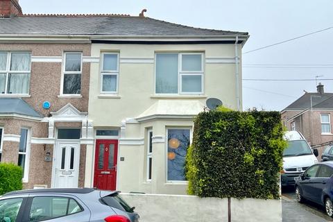 3 bedroom end of terrace house for sale, South View Terrace, St Judes, Plymouth. A lovely 3 bedroomed terraced family home over looking Tothill Park