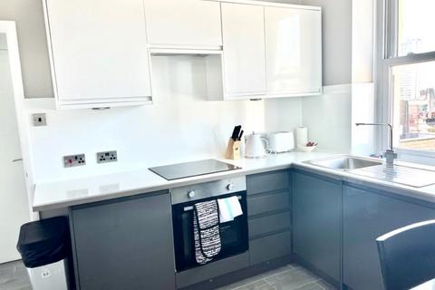 Studio to rent, Windsor Street, Brighton