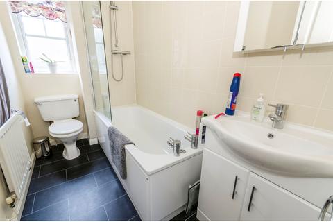 2 bedroom semi-detached house to rent, Terrier Close