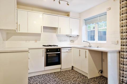 2 bedroom semi-detached house to rent, Terrier Close