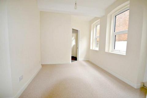 1 bedroom apartment to rent, Manning Road, Felixstowe