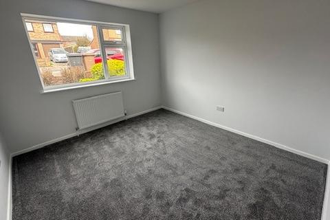 2 bedroom maisonette to rent, Moreton - North Luton - 2 bed