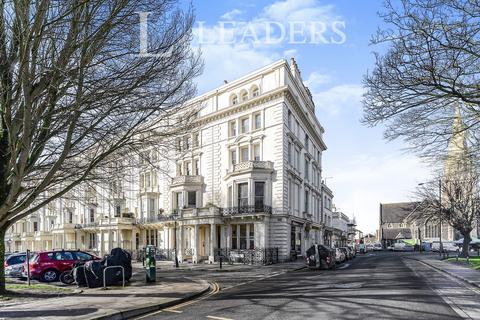 2 bedroom flat to rent, Palmeira Square, Hove
