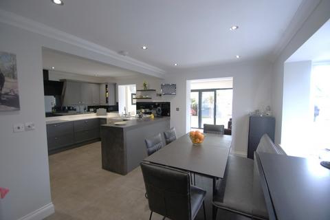 1 Crossways, Tolleshunt Major, Maldon, CM9 8FD