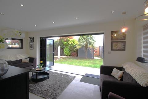 1 Crossways, Tolleshunt Major, Maldon, CM9 8FD