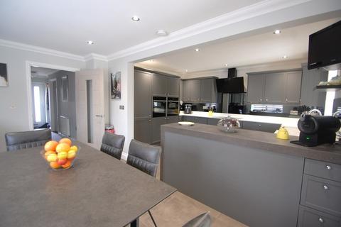 1 Crossways, Tolleshunt Major, Maldon, CM9 8FD