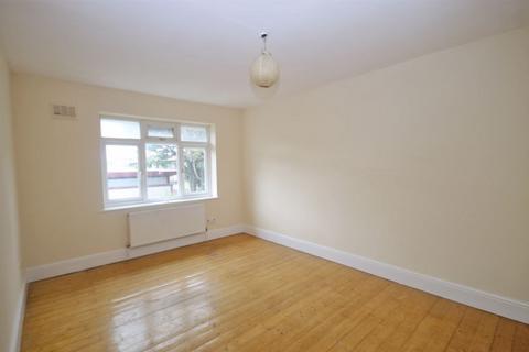 2 bedroom property for sale, Blenheim Close, Greenford